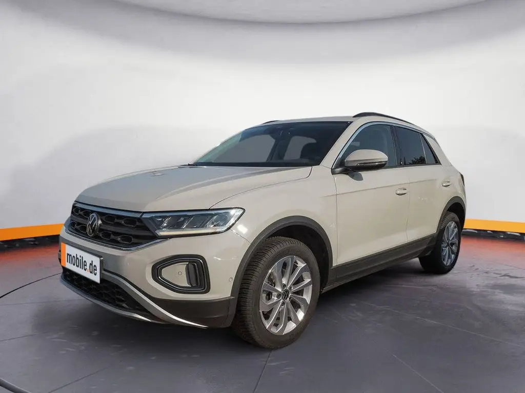 Photo 1 : Volkswagen T-roc 2023 Essence