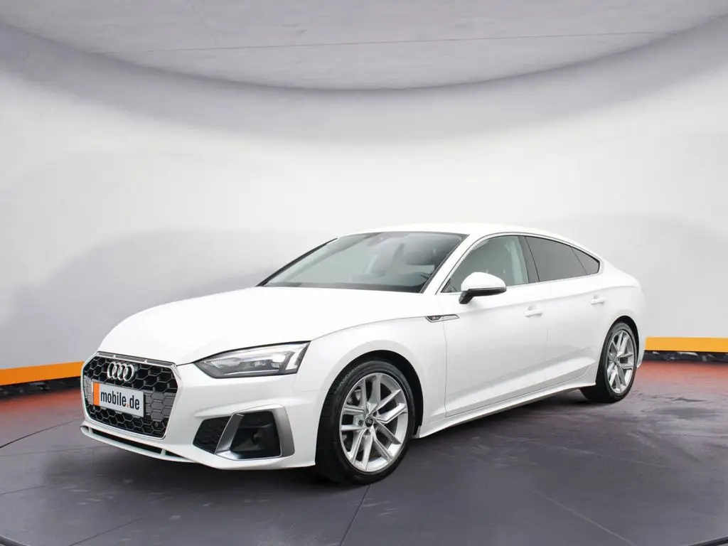 Photo 1 : Audi A5 2021 Essence