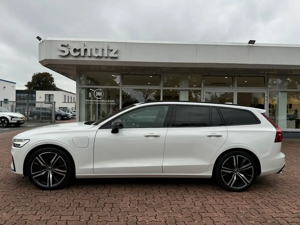 Photo 1 : Volvo V60 2021 Hybride