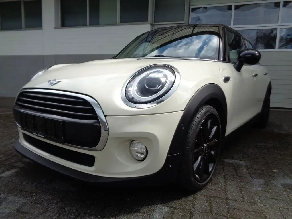 Photo 1 : Mini Cooper 2018 Petrol