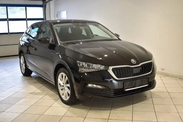 Photo 1 : Skoda Scala 2023 Essence