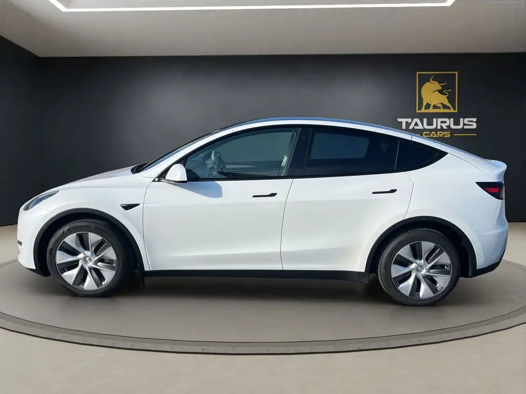 Photo 1 : Tesla Model Y 2022 Non renseigné