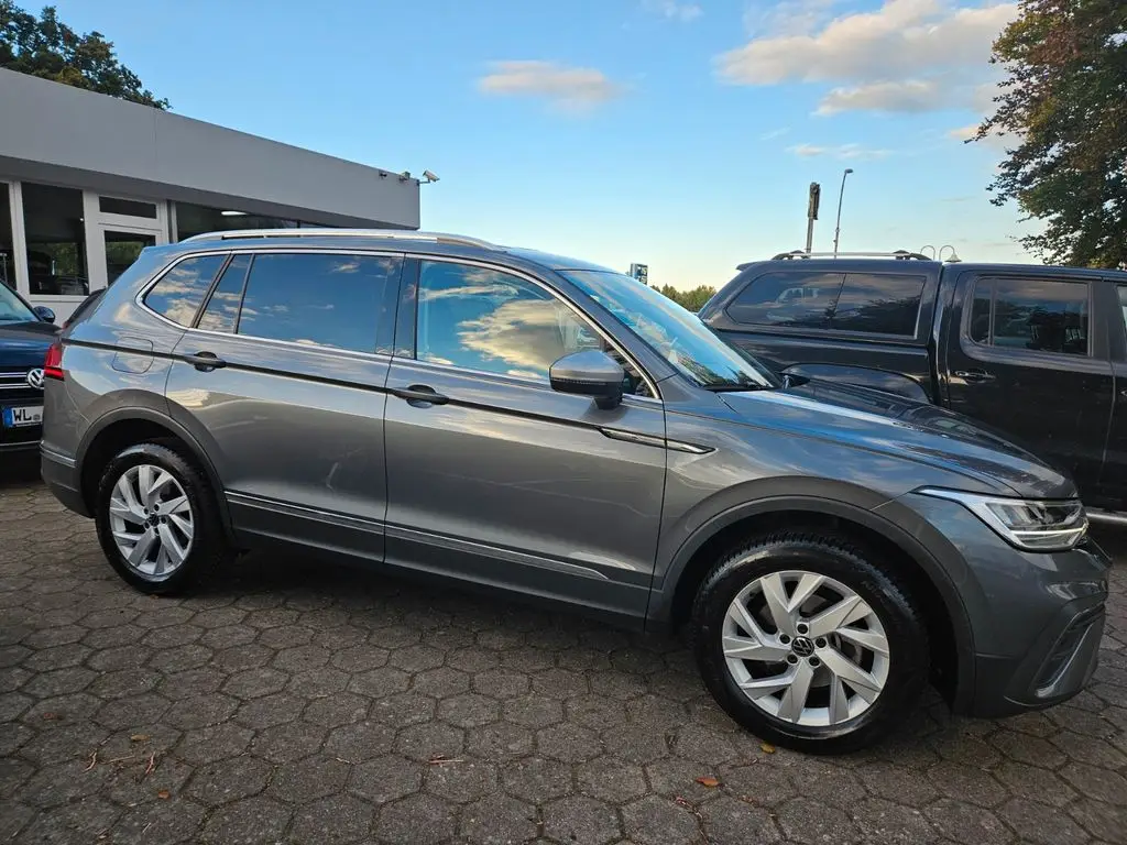 Photo 1 : Volkswagen Tiguan 2023 Diesel