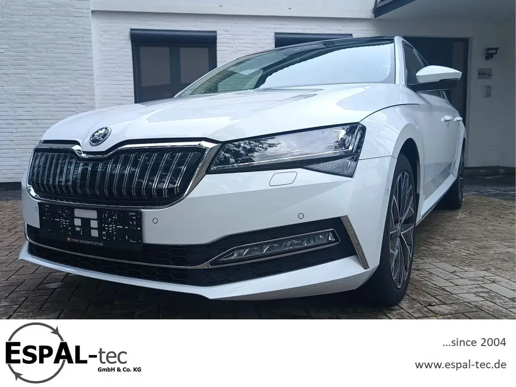 Photo 1 : Skoda Superb 2020 Hybrid