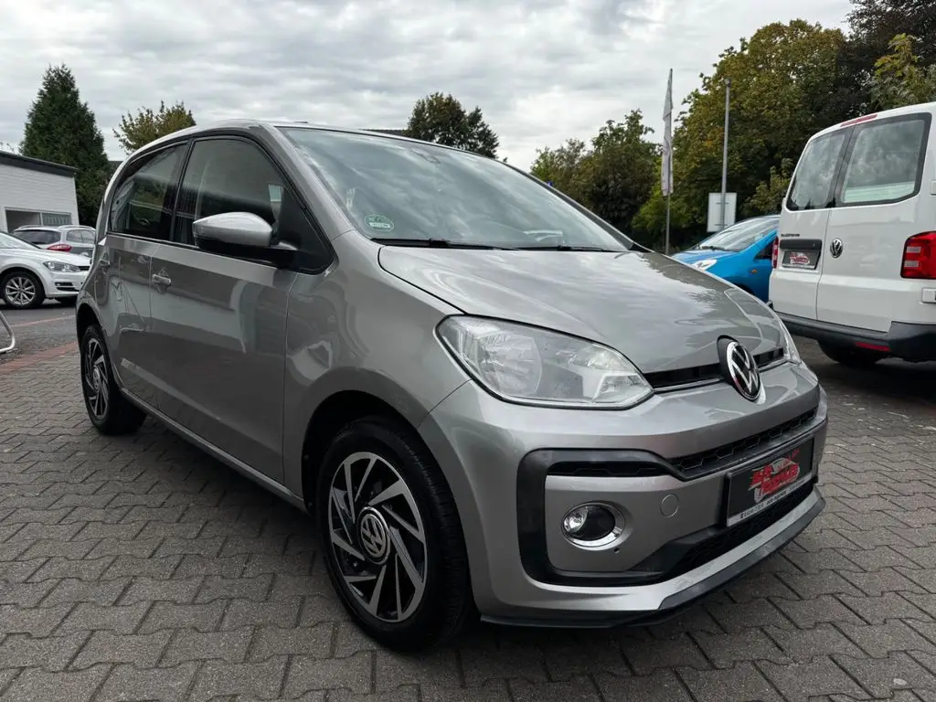 Photo 1 : Volkswagen Up! 2019 Petrol