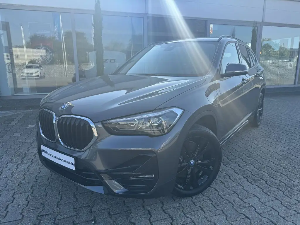 Photo 1 : Bmw X1 2022 Hybride