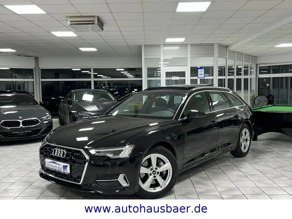 Photo 1 : Audi A6 2024 Petrol