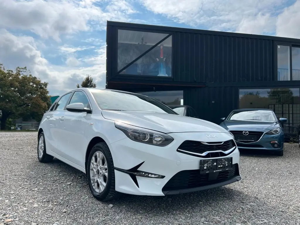 Photo 1 : Kia Ceed 2022 Petrol