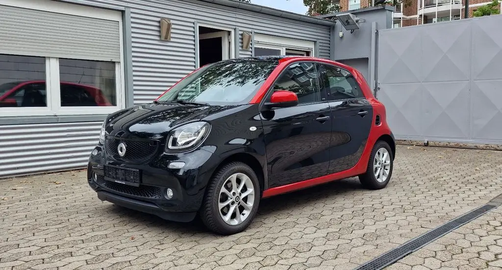 Photo 1 : Smart Forfour 2019 Essence