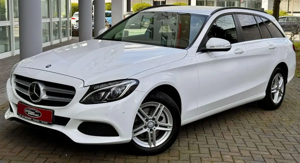 Photo 1 : Mercedes-benz Classe C 2015 Petrol