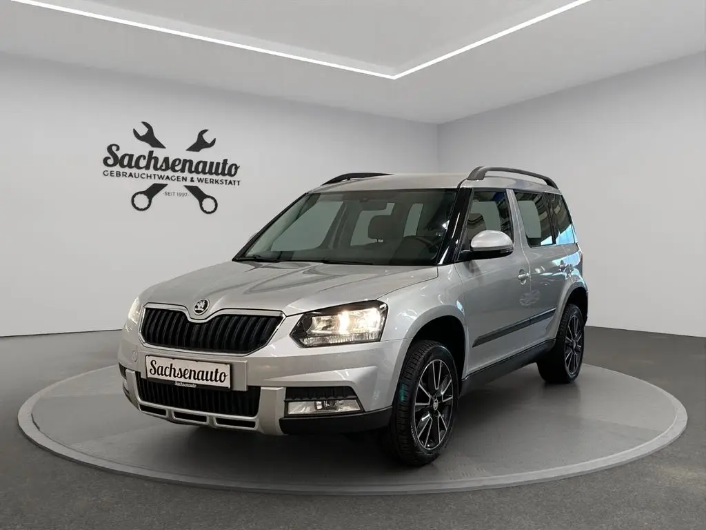 Photo 1 : Skoda Yeti 2017 Essence