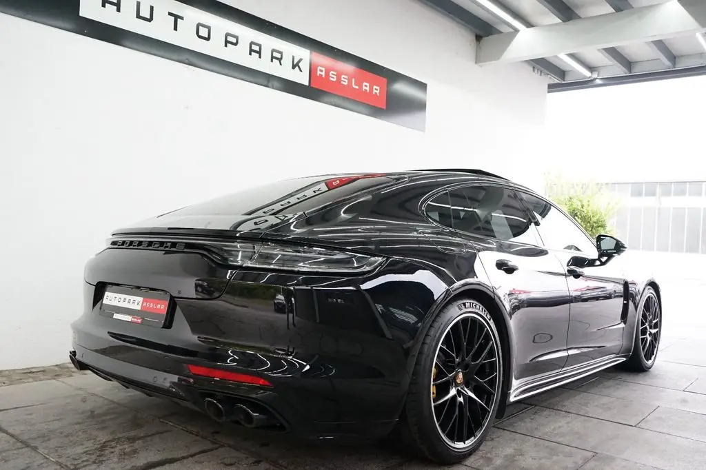 Photo 1 : Porsche Panamera 2021 Petrol