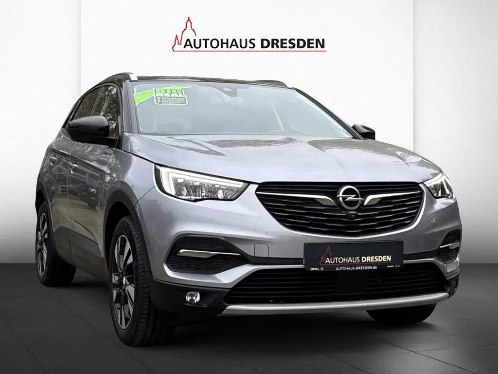 Photo 1 : Opel Grandland 2021 Petrol