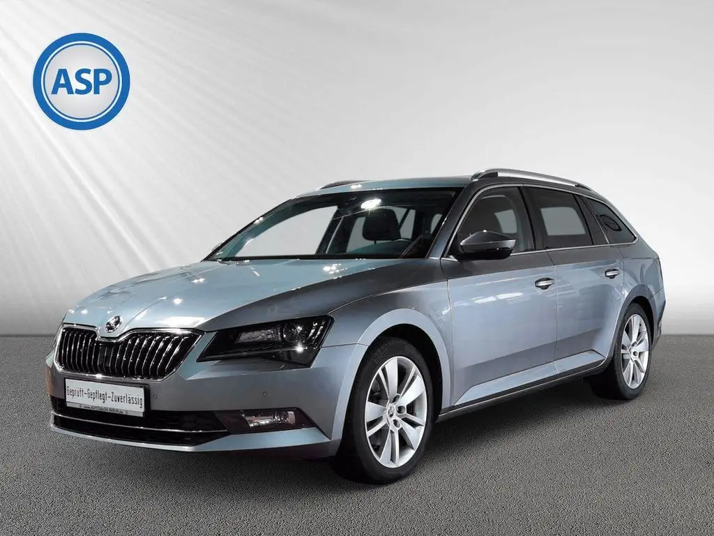 Photo 1 : Skoda Superb 2016 Essence