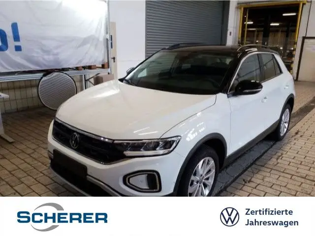 Photo 1 : Volkswagen T-roc 2024 Petrol