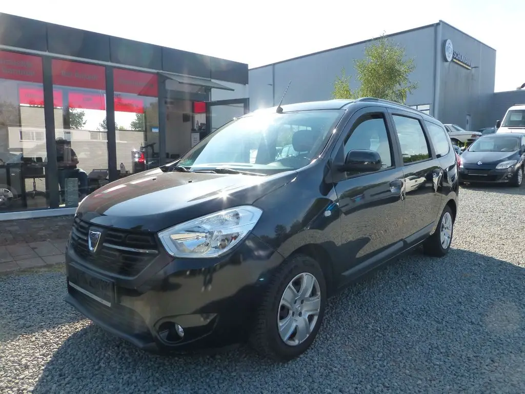 Photo 1 : Dacia Lodgy 2019 Petrol