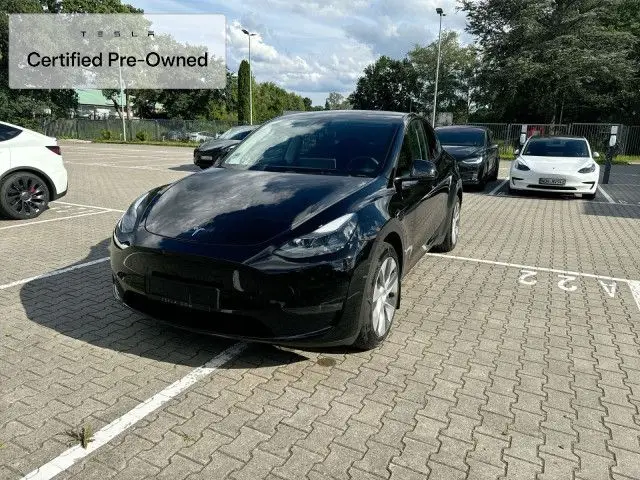 Photo 1 : Tesla Model Y 2024 Non renseigné