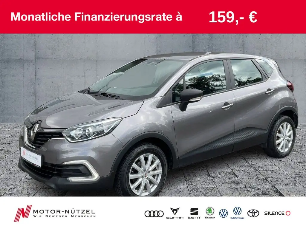 Photo 1 : Renault Captur 2019 Essence