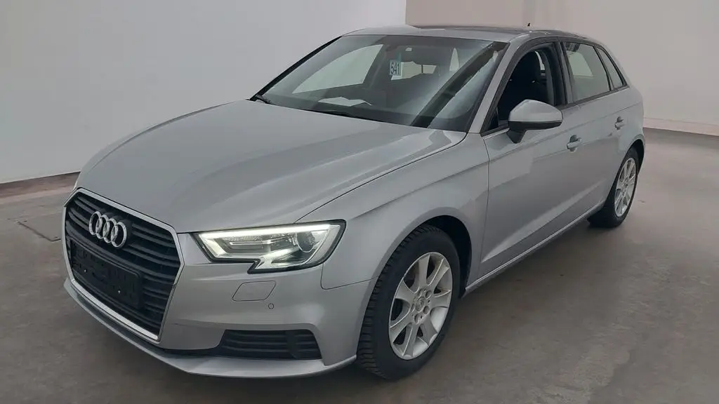 Photo 1 : Audi A3 2019 Autres