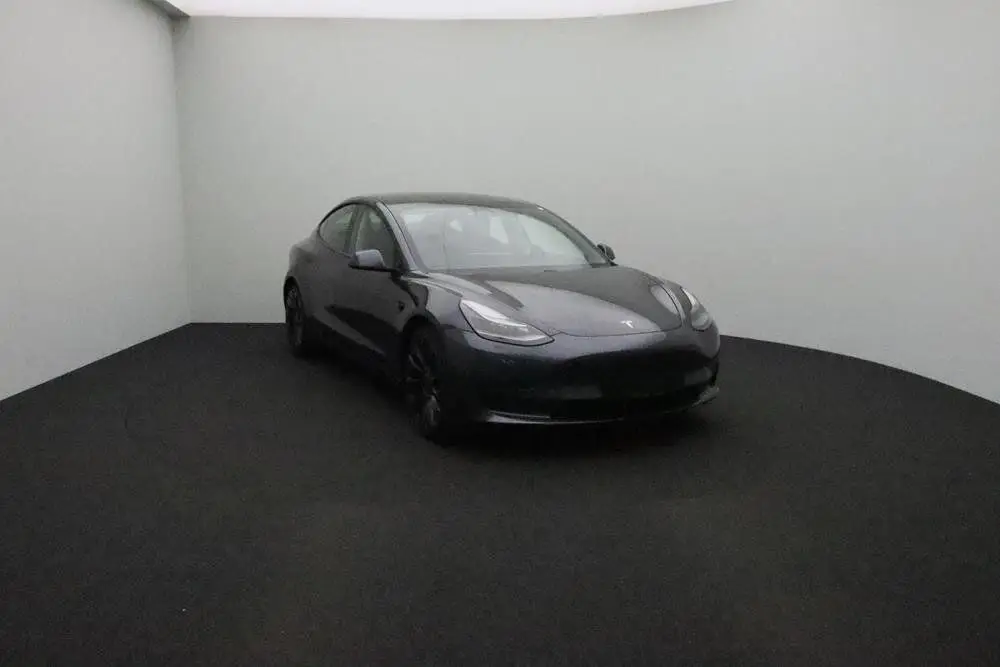 Photo 1 : Tesla Model 3 2021 Non renseigné