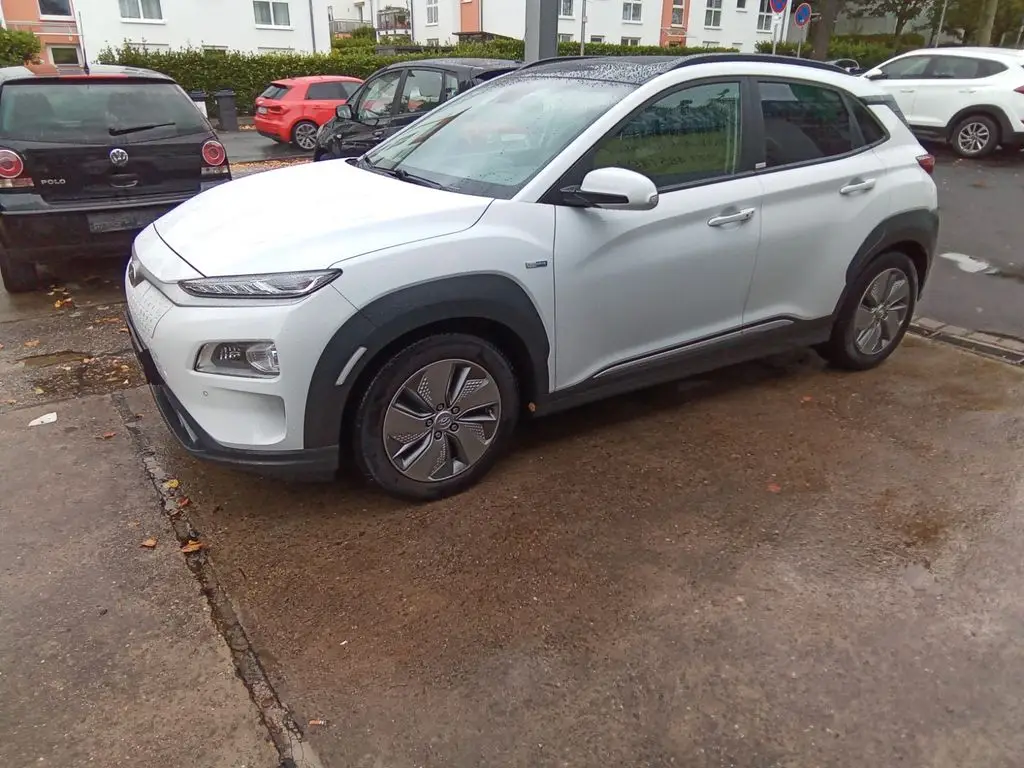 Photo 1 : Hyundai Kona 2020 Non renseigné