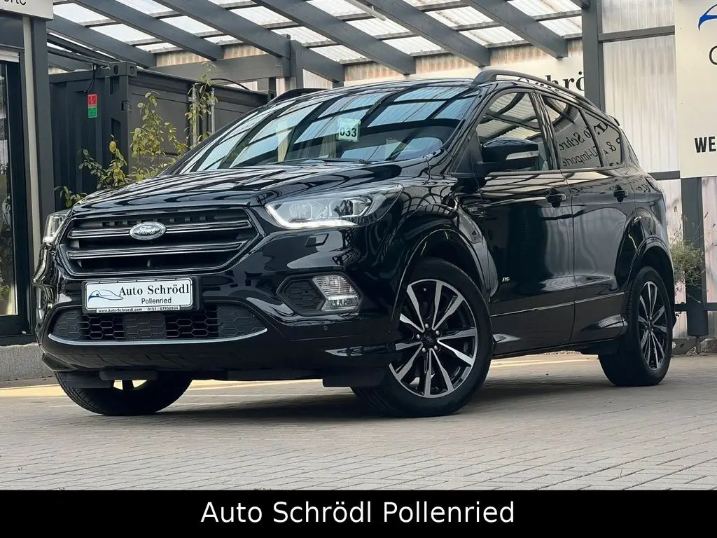 Photo 1 : Ford Kuga 2018 Petrol