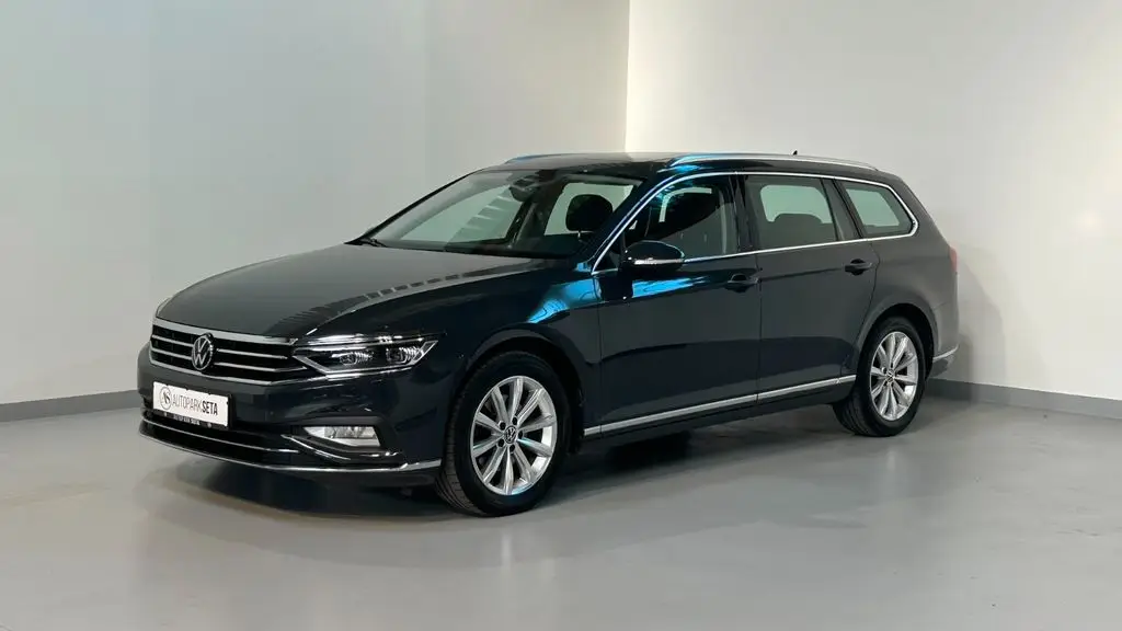 Photo 1 : Volkswagen Passat 2021 Diesel