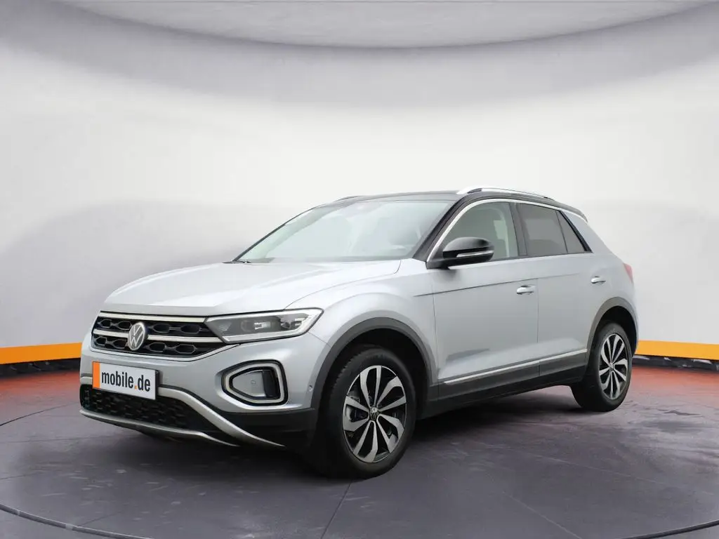 Photo 1 : Volkswagen T-roc 2024 Essence