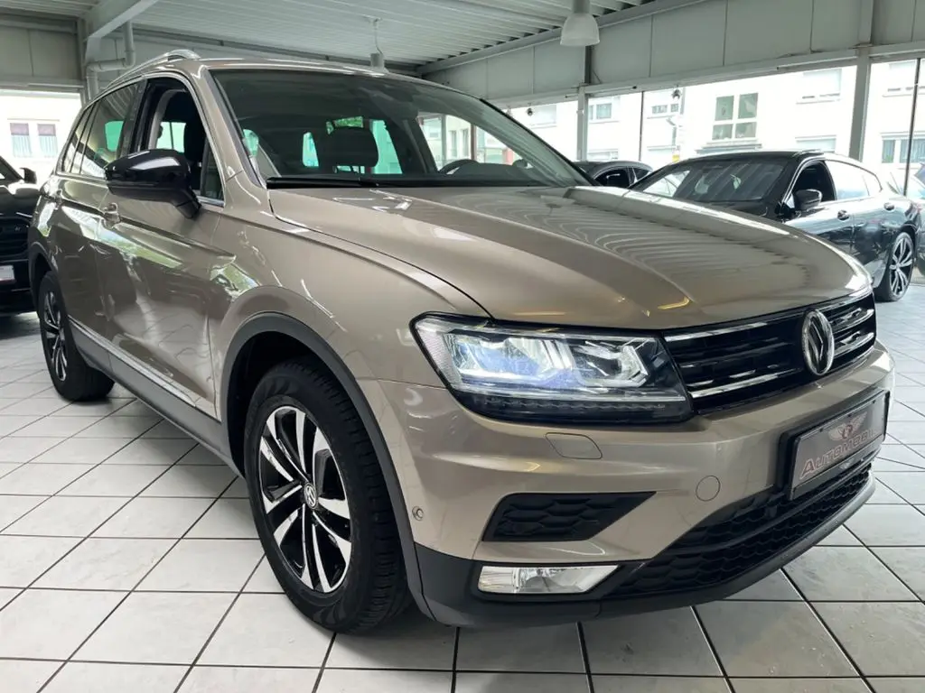 Photo 1 : Volkswagen Tiguan 2019 Petrol