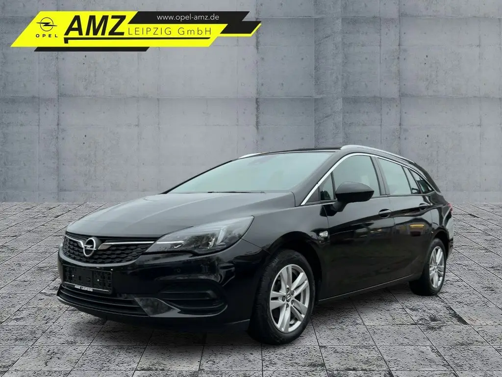 Photo 1 : Opel Astra 2021 Petrol