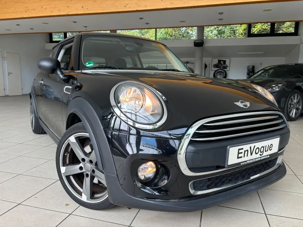 Photo 1 : Mini One 2016 Petrol