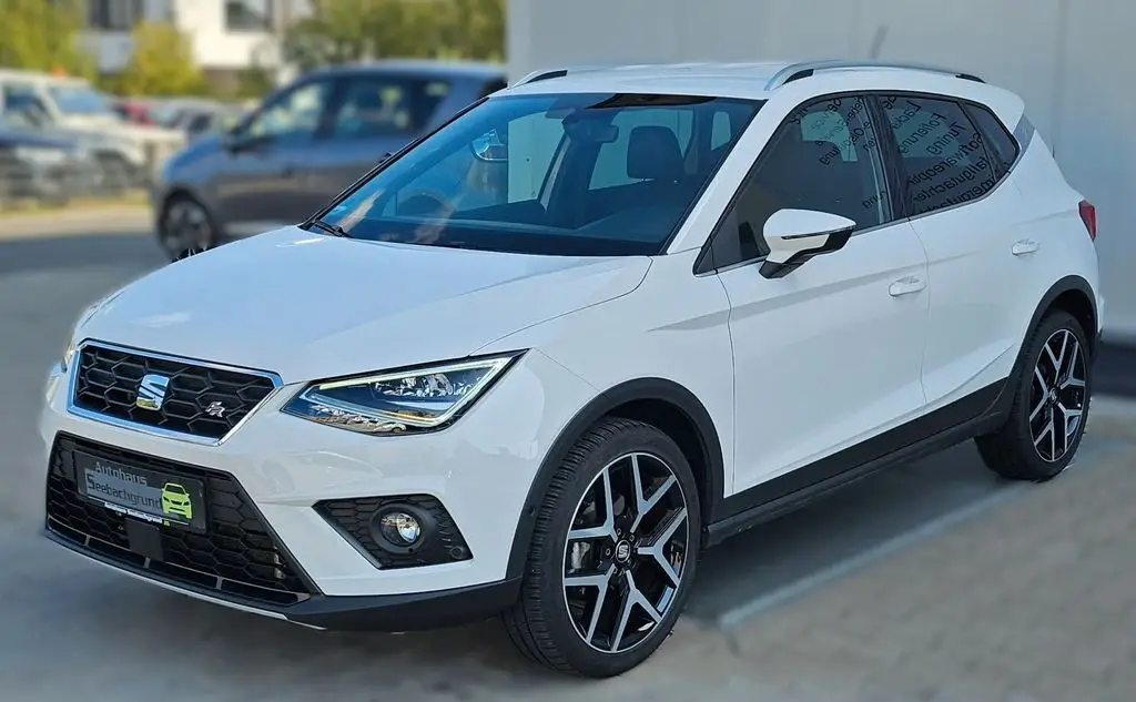 Photo 1 : Seat Arona 2020 Petrol