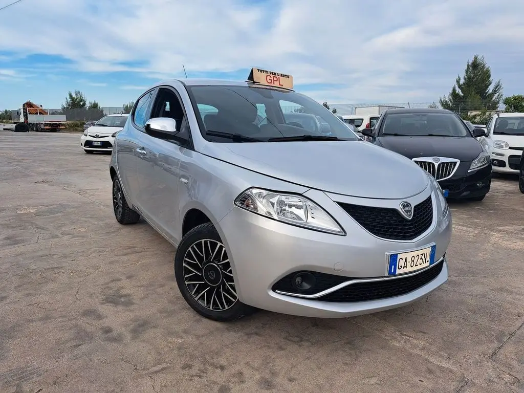 Photo 1 : Lancia Ypsilon 2020 LPG