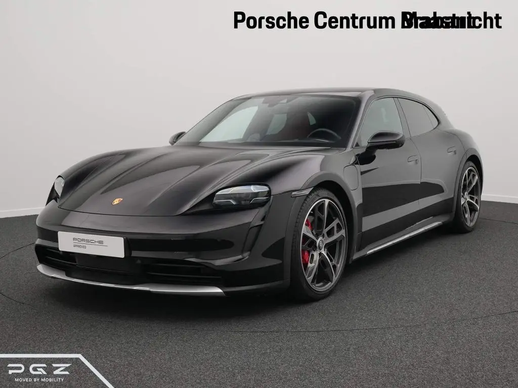 Photo 1 : Porsche Taycan 2021 Non renseigné