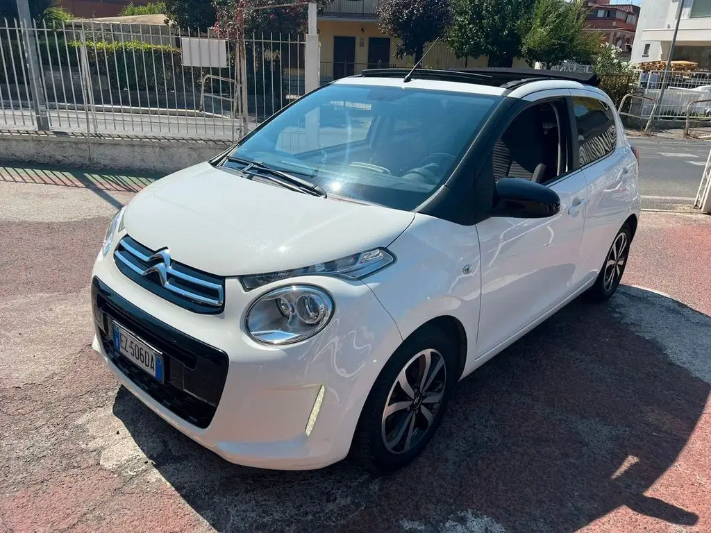 Photo 1 : Citroen C1 2015 Essence