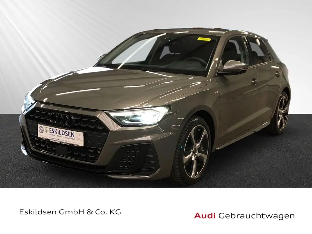 Photo 1 : Audi A1 2023 Petrol