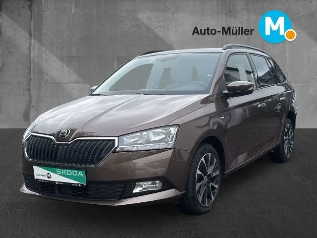 Photo 1 : Skoda Fabia 2020 Petrol