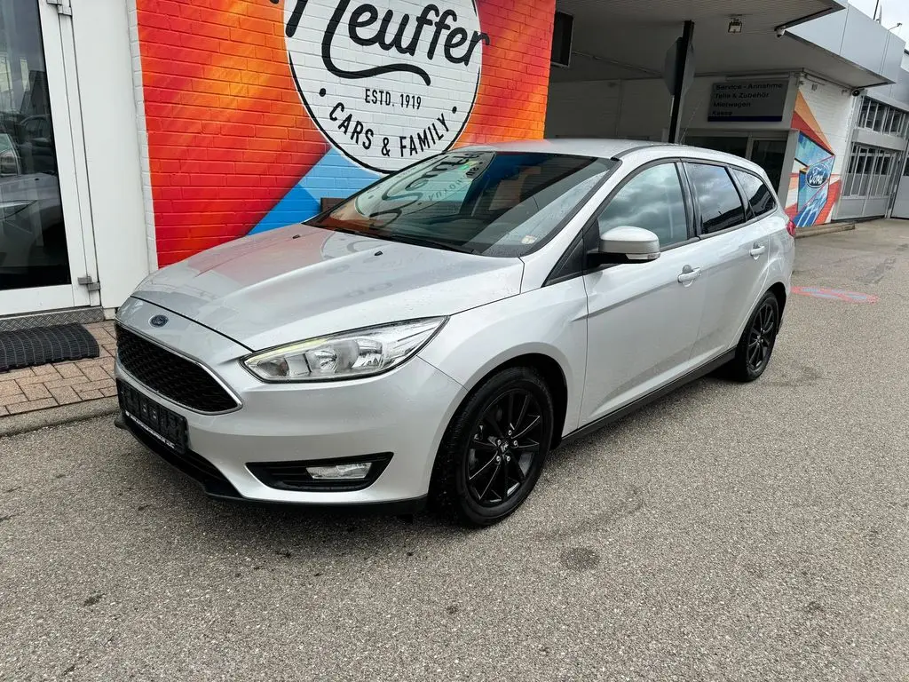 Photo 1 : Ford Focus 2016 Essence