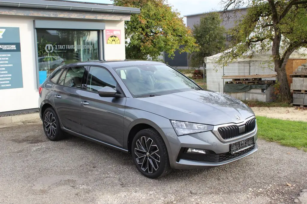 Photo 1 : Skoda Scala 2023 Petrol