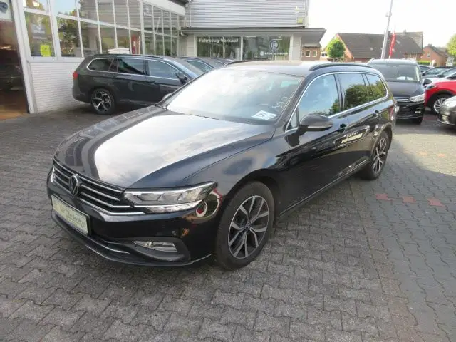 Photo 1 : Volkswagen Passat 2021 Diesel