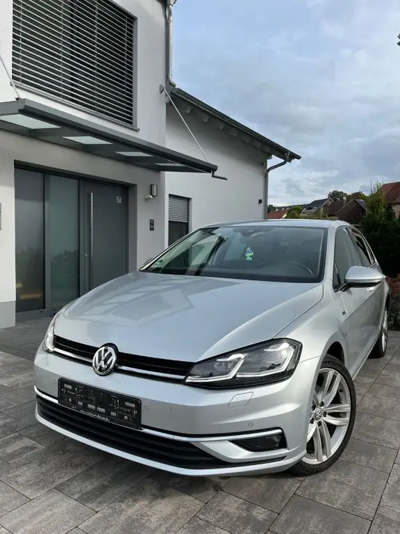 Photo 1 : Volkswagen Golf 2018 Diesel