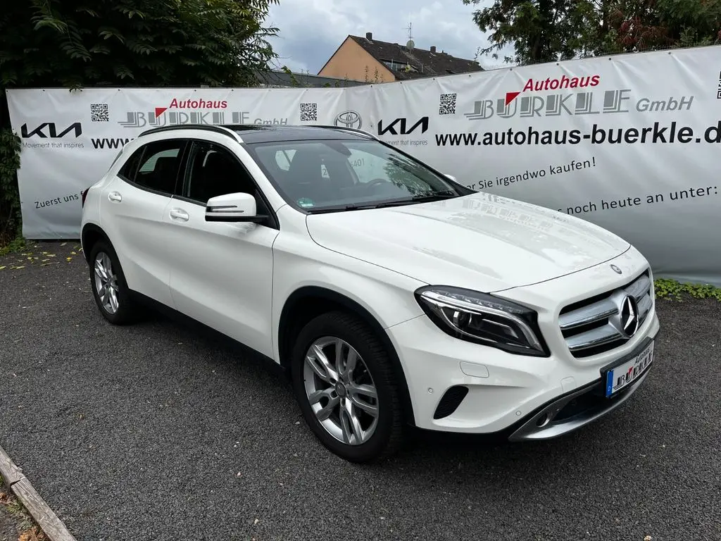 Photo 1 : Mercedes-benz Classe Gla 2016 Petrol