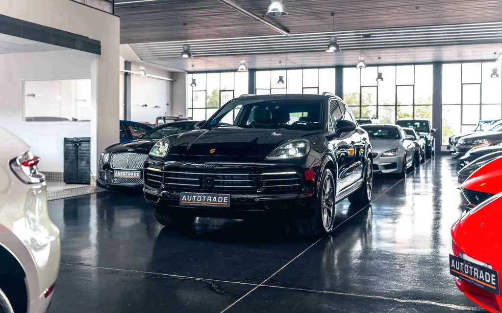 Photo 1 : Porsche Cayenne 2019 Hybrid