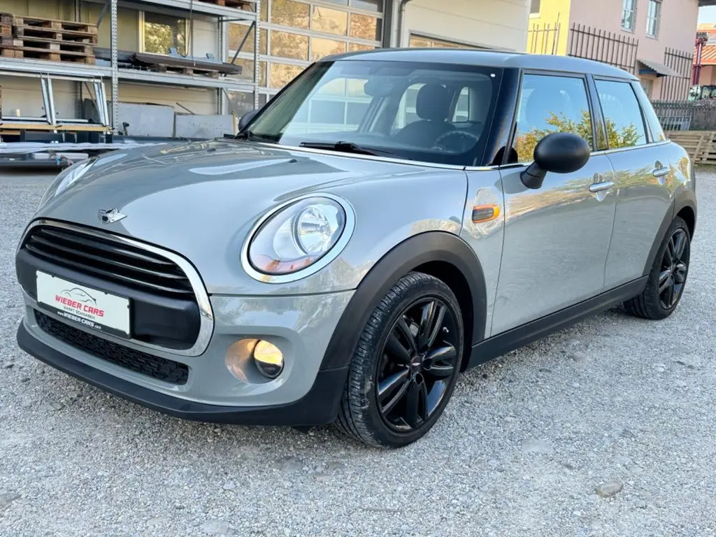 Photo 1 : Mini One 2018 Petrol