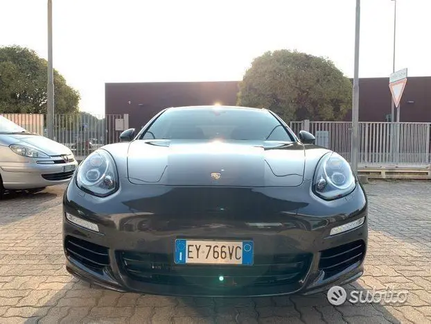 Photo 1 : Porsche Panamera 2015 Diesel