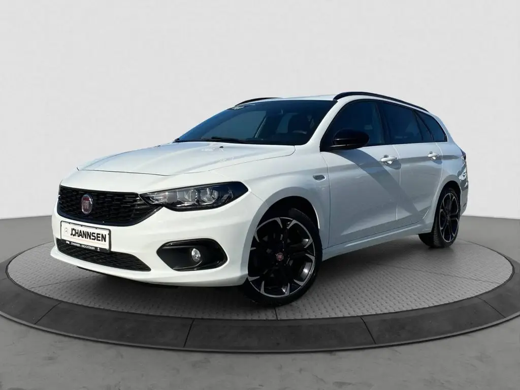 Photo 1 : Fiat Tipo 2019 Essence