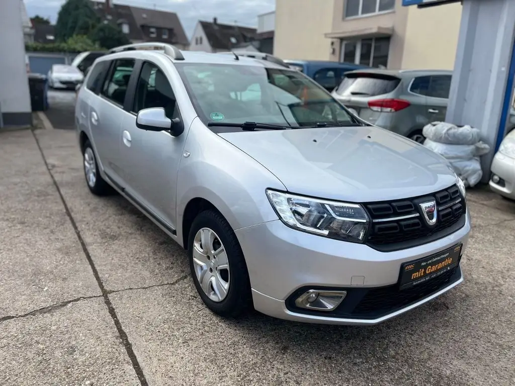 Photo 1 : Dacia Logan 2017 Petrol