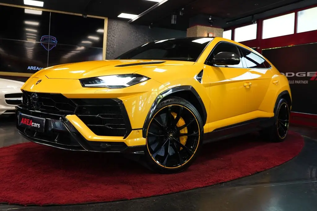 Photo 1 : Lamborghini Urus 2022 Petrol