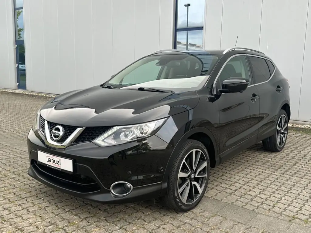 Photo 1 : Nissan Qashqai 2017 Petrol