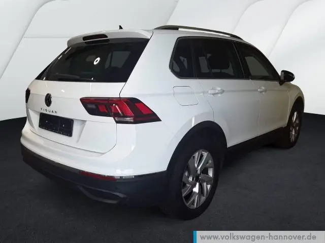 Photo 1 : Volkswagen Tiguan 2024 Petrol